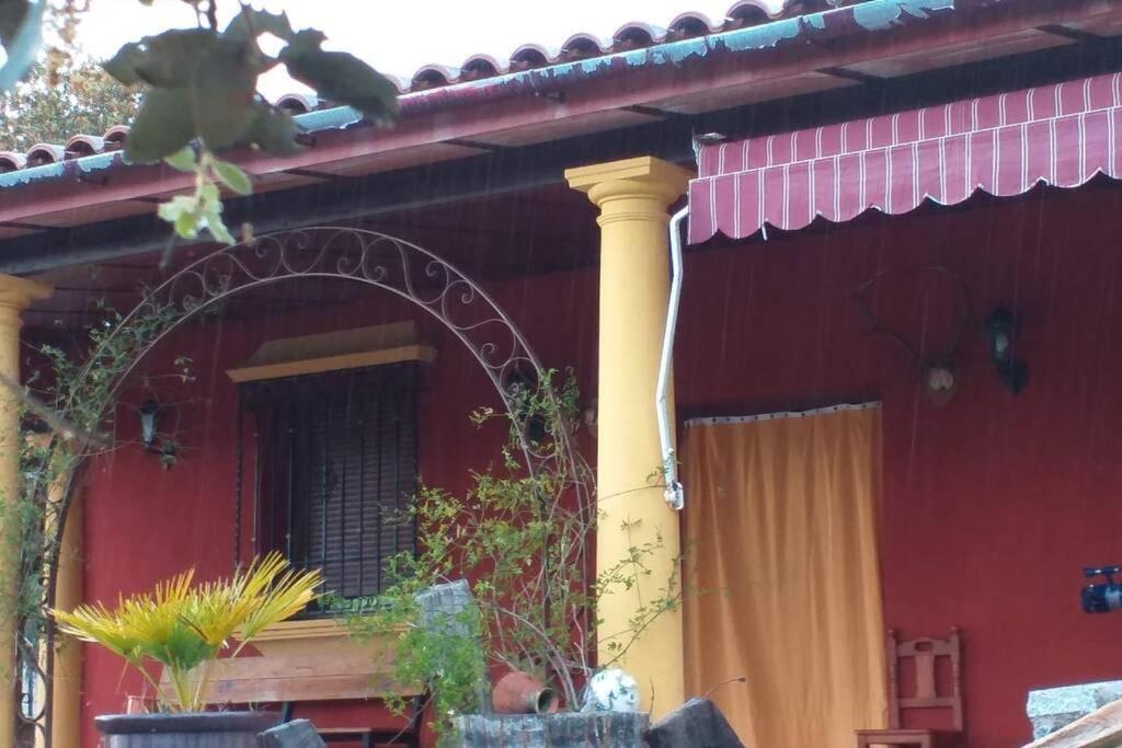 La Canada Villaharta المظهر الخارجي الصورة